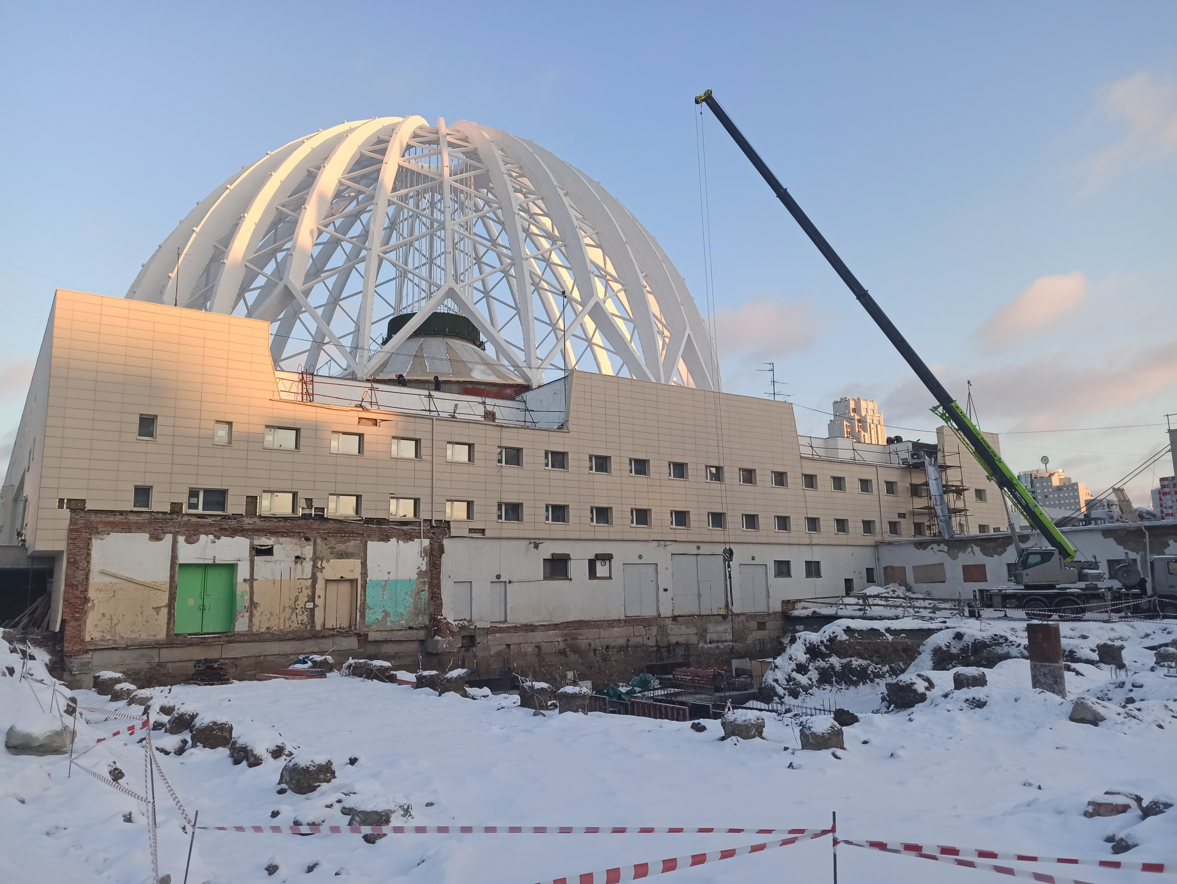 Новое здание строят на территории цирка в Екатеринбурге
